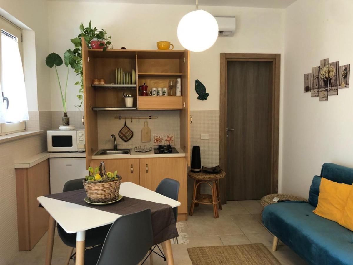 토레 델 로소 Odegos Mono & Trilo B&B 외부 사진