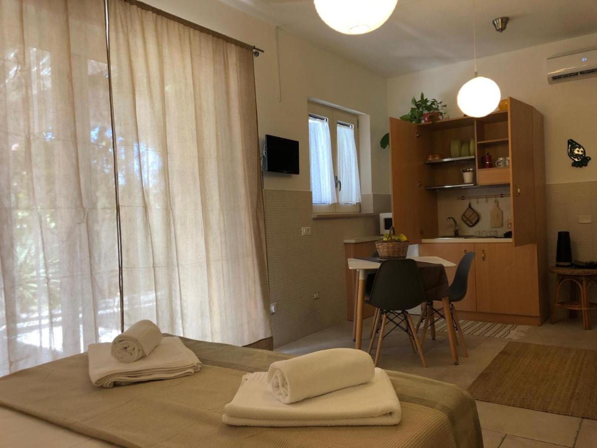 토레 델 로소 Odegos Mono & Trilo B&B 외부 사진